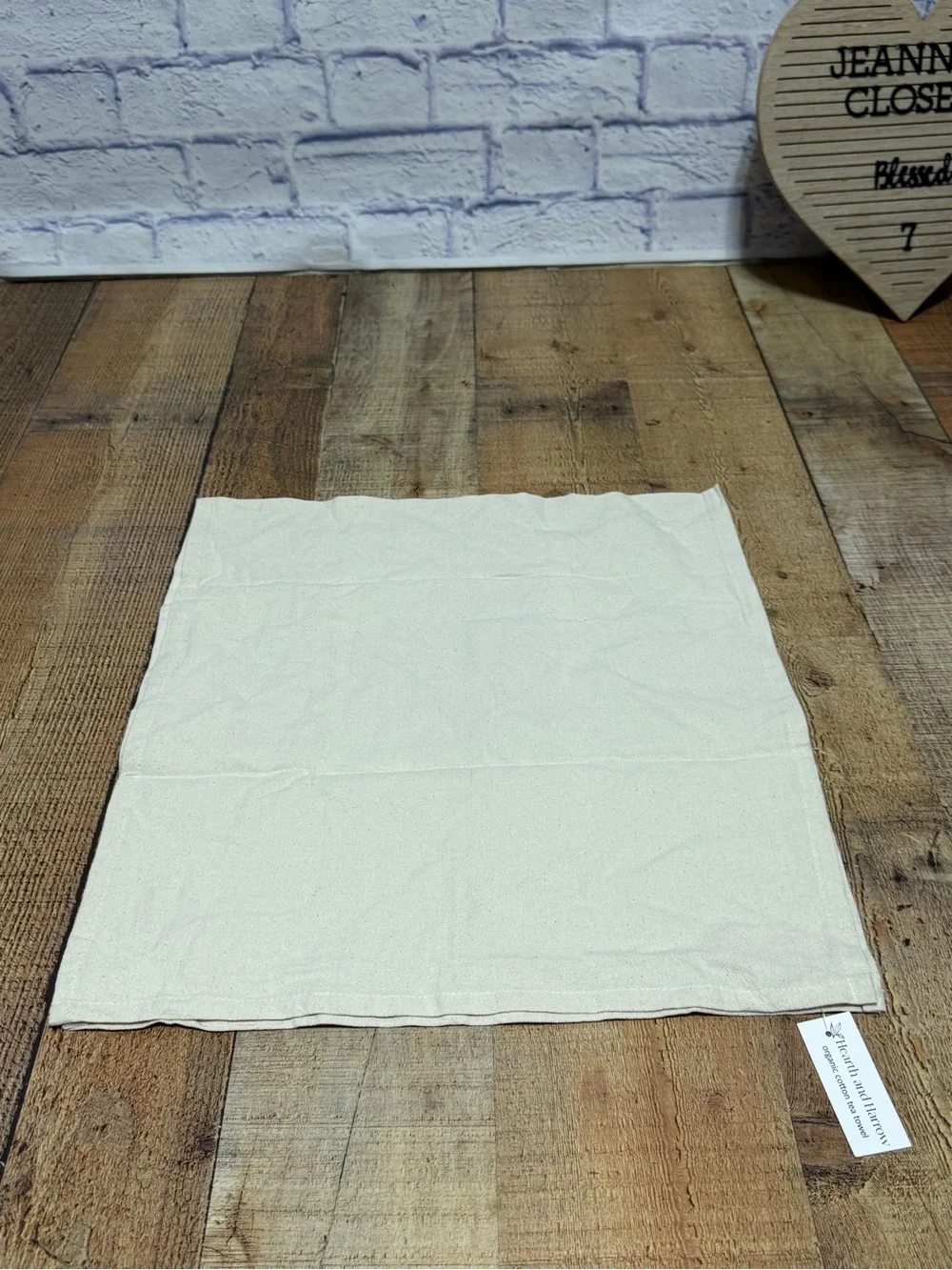 Hearth & harrow honeybee Tea Towel 100% Organic Cotton Bee Print  Farmhouse nwt